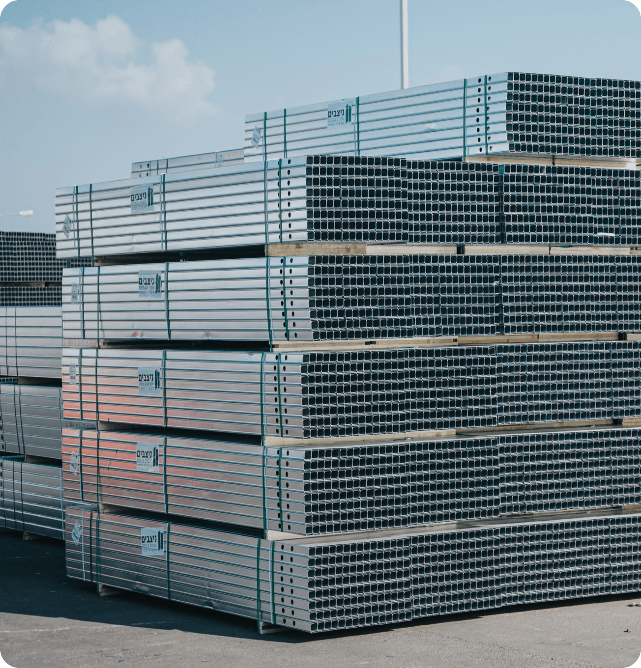 מוצרים לבנייה בגבס Products for Drywall Construction